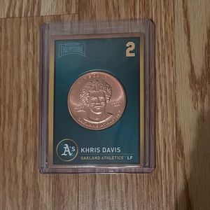 2018 Baseball Treasure Coin Card Relic Khris Davis (MISC10)